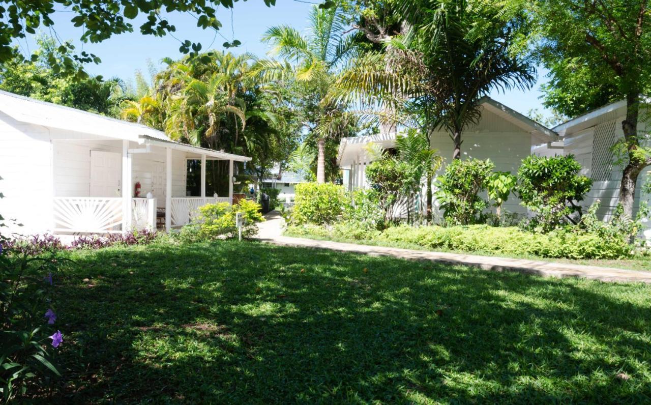 Yellow Bird Sea Negril Exterior photo